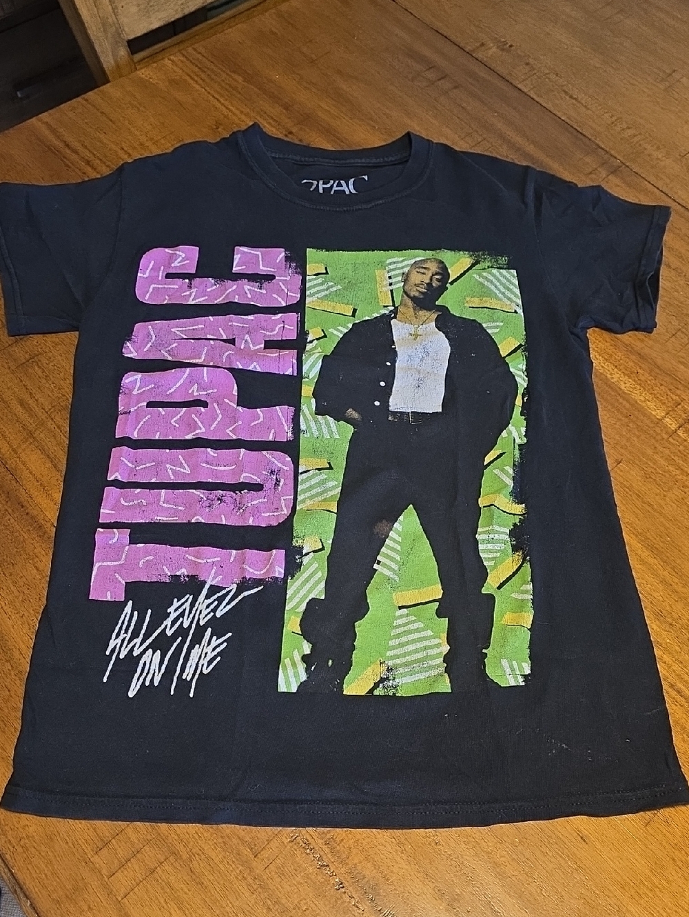 Tupac Shakur "All Eyez On Me" graphic T-shirt